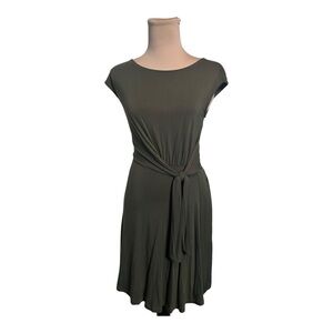 **NWT** Everly Waist Tie Dress - Size S, Olive